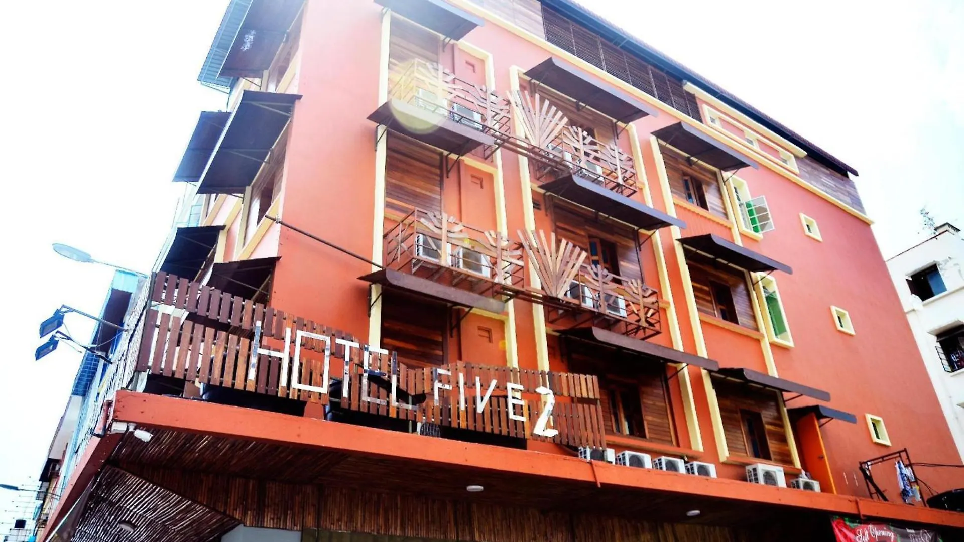 Oyo 210 Hotel Five 2 Kota Kinabalu Maleisië