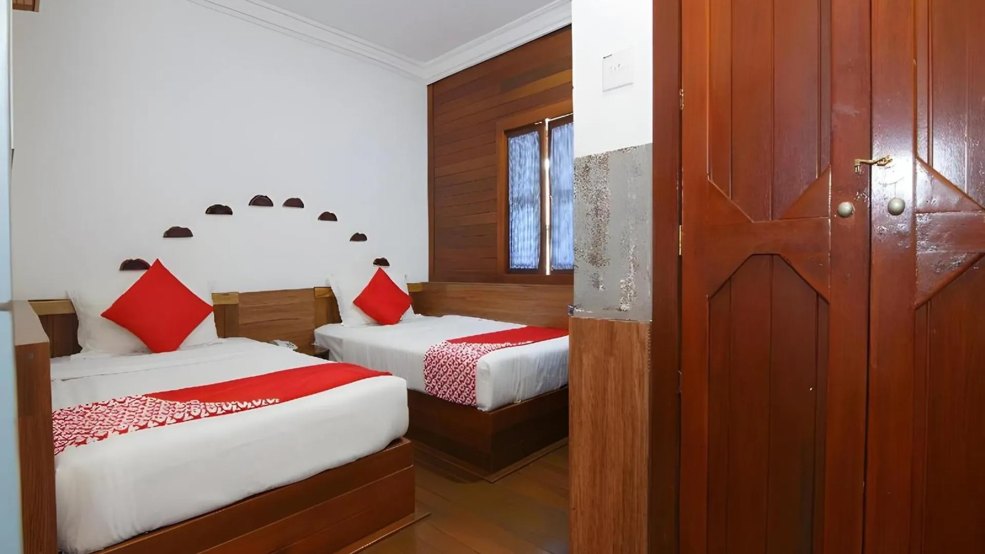 Oyo 210 Hotel Five 2 Kota Kinabalu